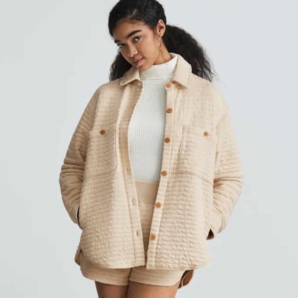 Everlane The Organic Cotton Quilted Shirt Jacket Cream Parchment M